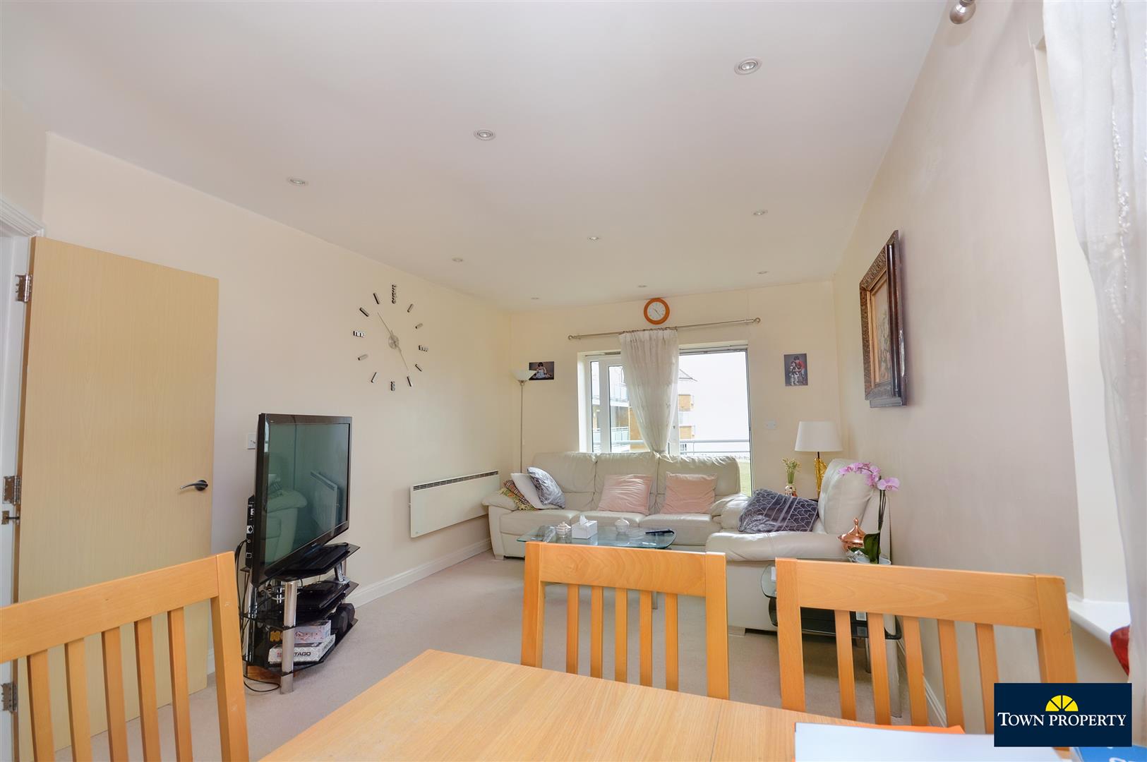 Property Details for Eugene Way Eastbourne BN23 5BH Town Property